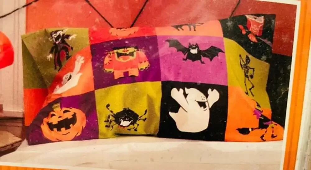 NEW 'Glow In The Dark' Halloween Pillowcase Target 2008 ~ FAST FREE SHIPPING!